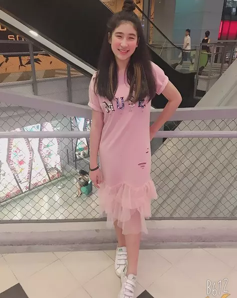 โอ้โห! ลูกสาว พีท ทองเจือ โตเป็นสาวสวย จ่อแจ้งเกิดเข้าวงการ