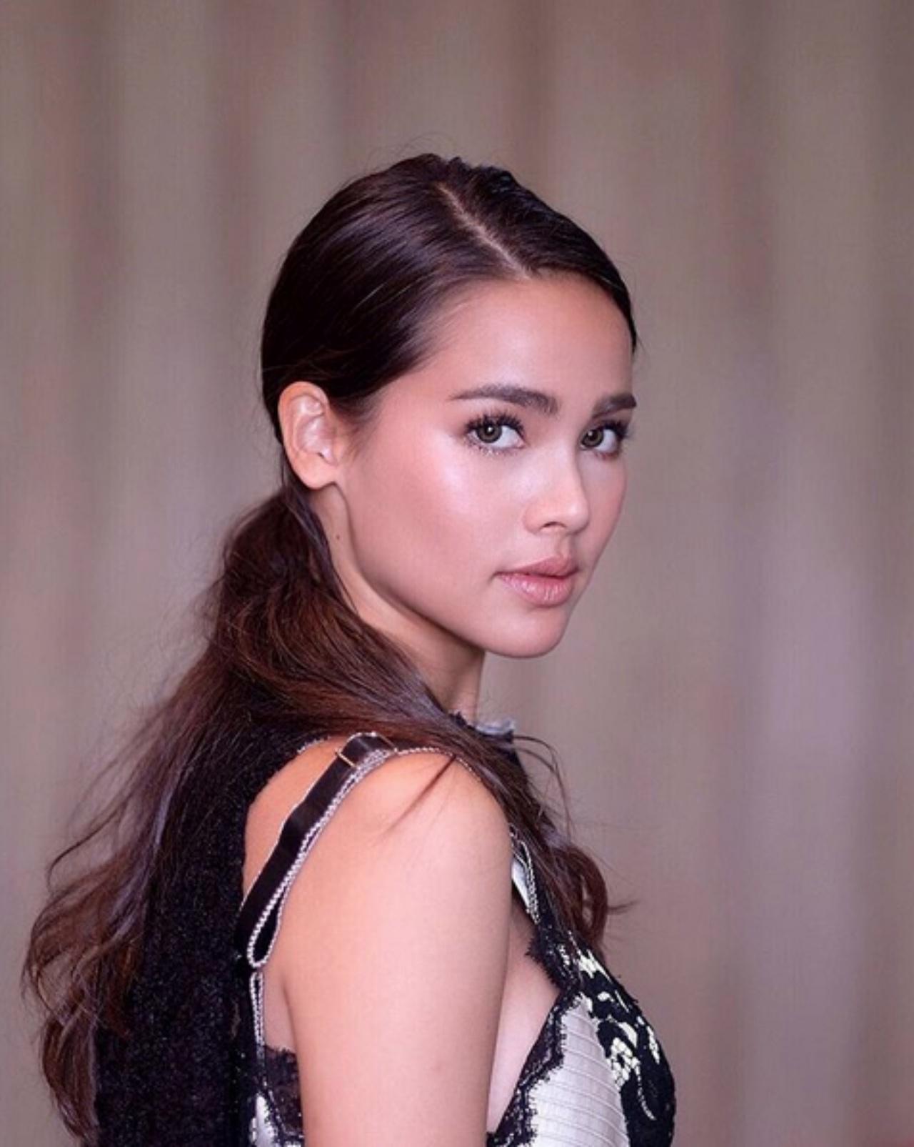 Яя Урассая фото 5