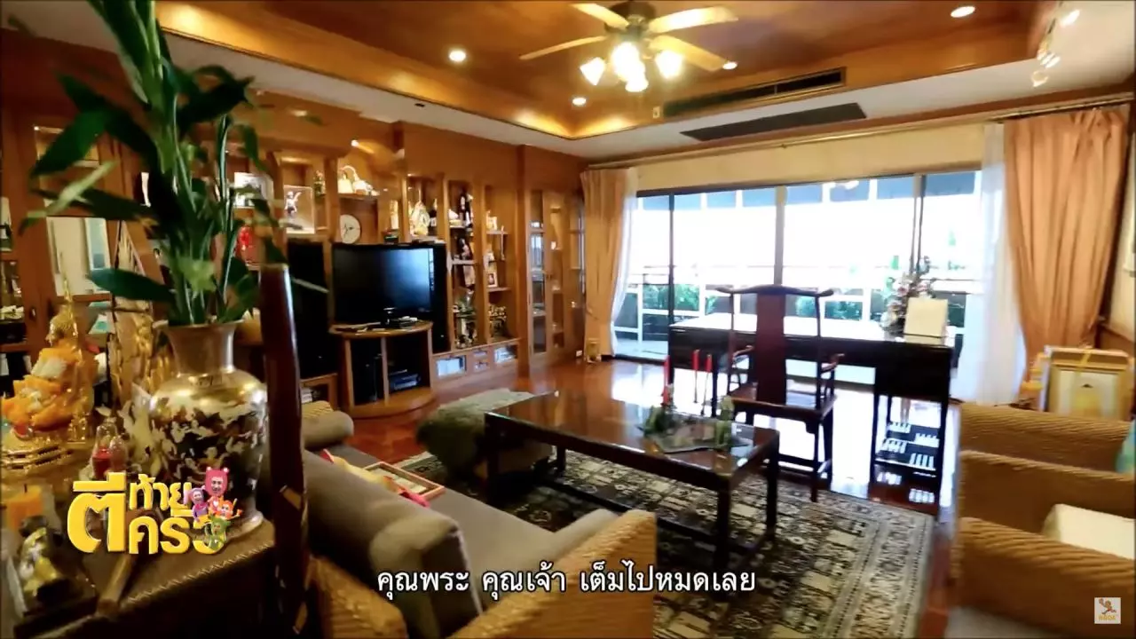 น่าอยู่มาก! เปิดคอนโดหรู ตกแต่งสไตล์ไทย ‘มารีญา’ มิสยูนิเวิร์สไทยแลนด์
