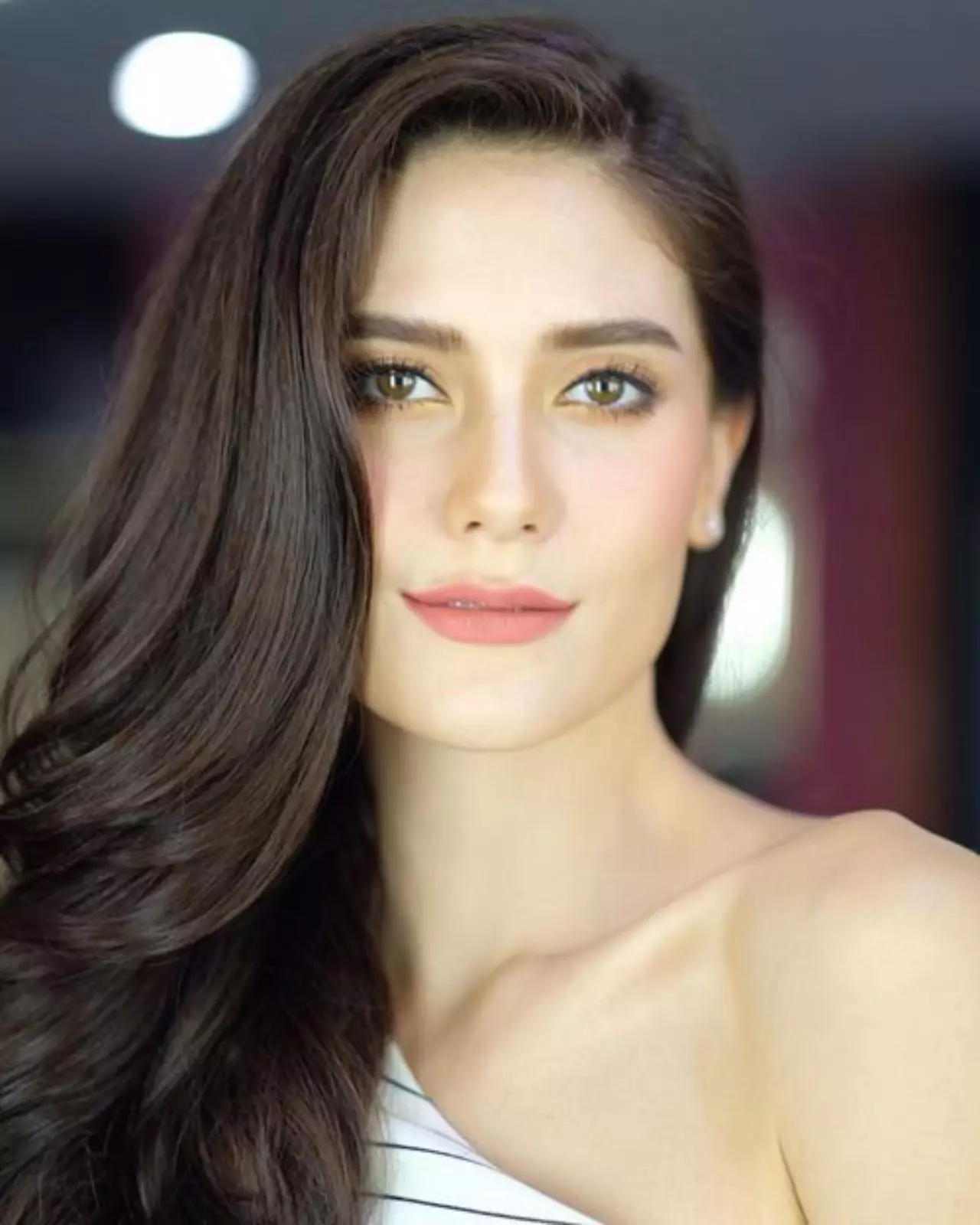 น่าอยู่มาก! เปิดคอนโดหรู ตกแต่งสไตล์ไทย ‘มารีญา’ มิสยูนิเวิร์สไทยแลนด์