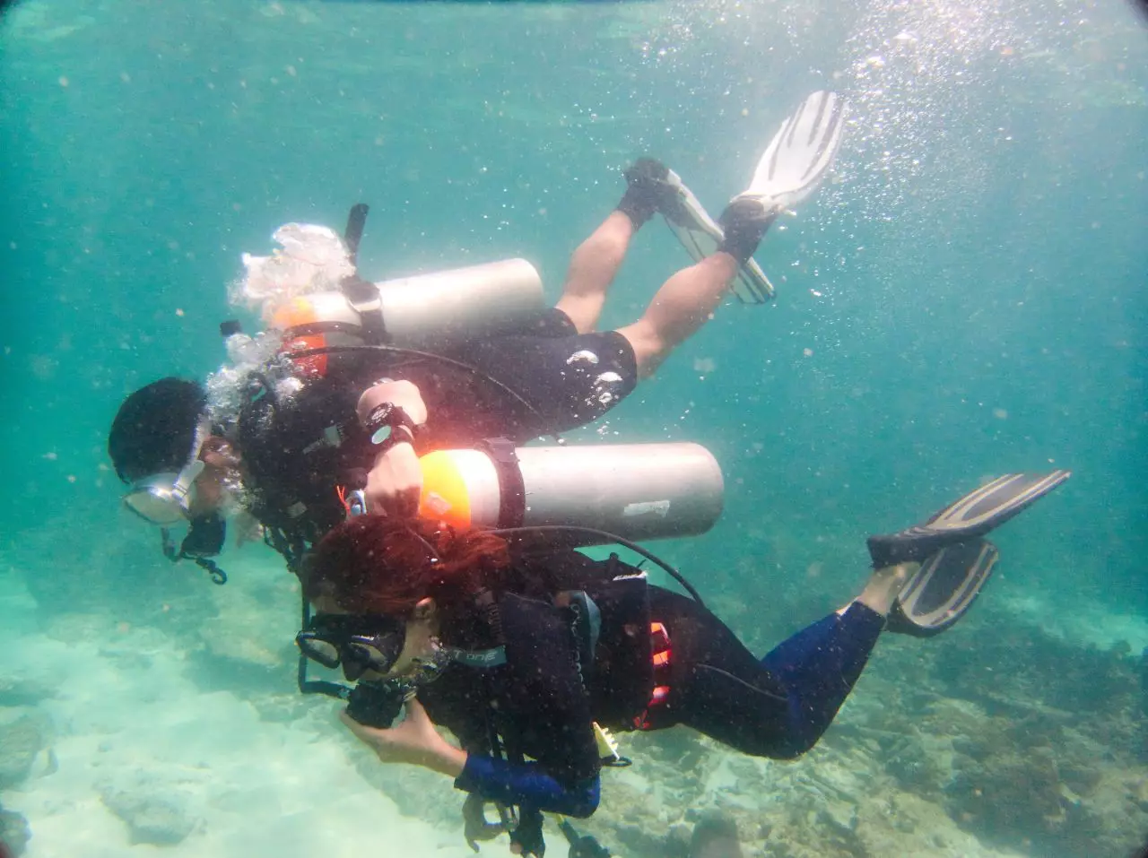 รีวิว 'ดำน้ำ' ครั้งแรกในชีวิต เอาใจช่วย 'หมูป่าติดถ้ำหลวง'