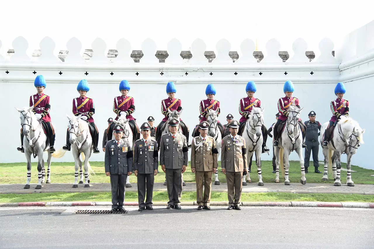ผบ.ตร.พิทักษ์ ภักดี สถาบัน เป็นตำรวจของพระราชา