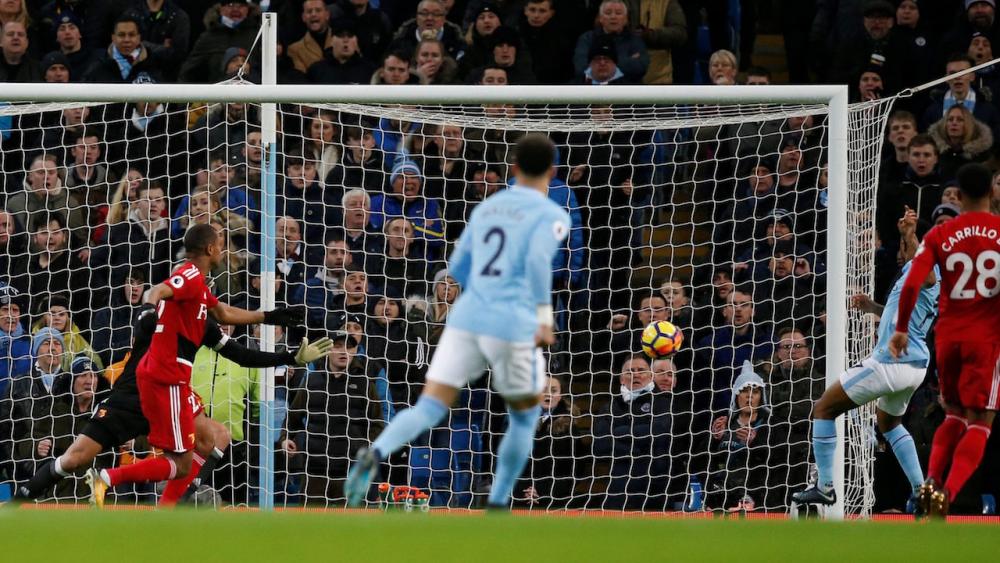 สเตอร์ลิง ยิงโล่งๆให้เรือใบออกนำไปก่อน 1-0