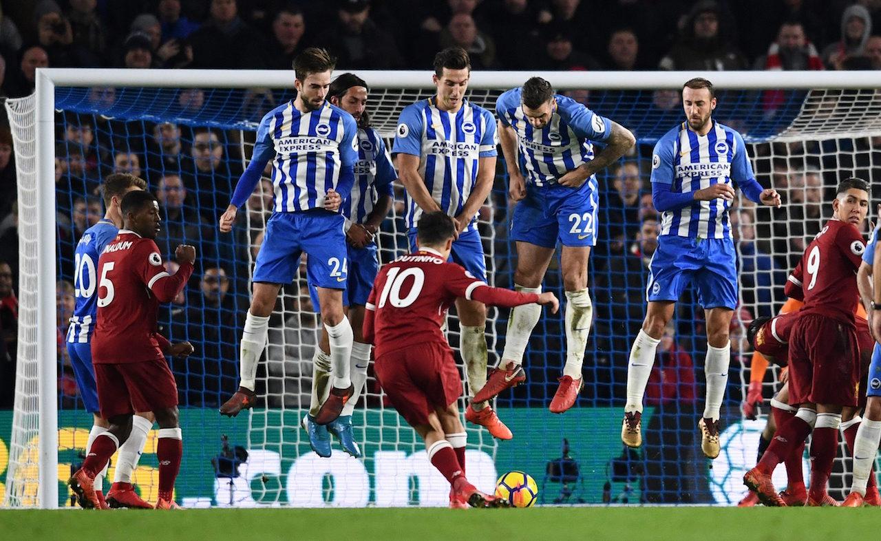ฟิลิปเป คูตินโญ ซัดฟรีคิกเฉียบขาดให้หงส์แดงนำ 4-1