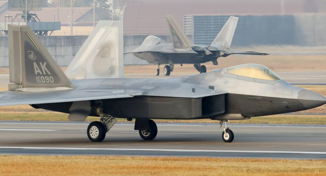 เครื่องบินรบสเตลธ์ F-22 Raptor ของกองทัพอากาศสหรัฐฯ