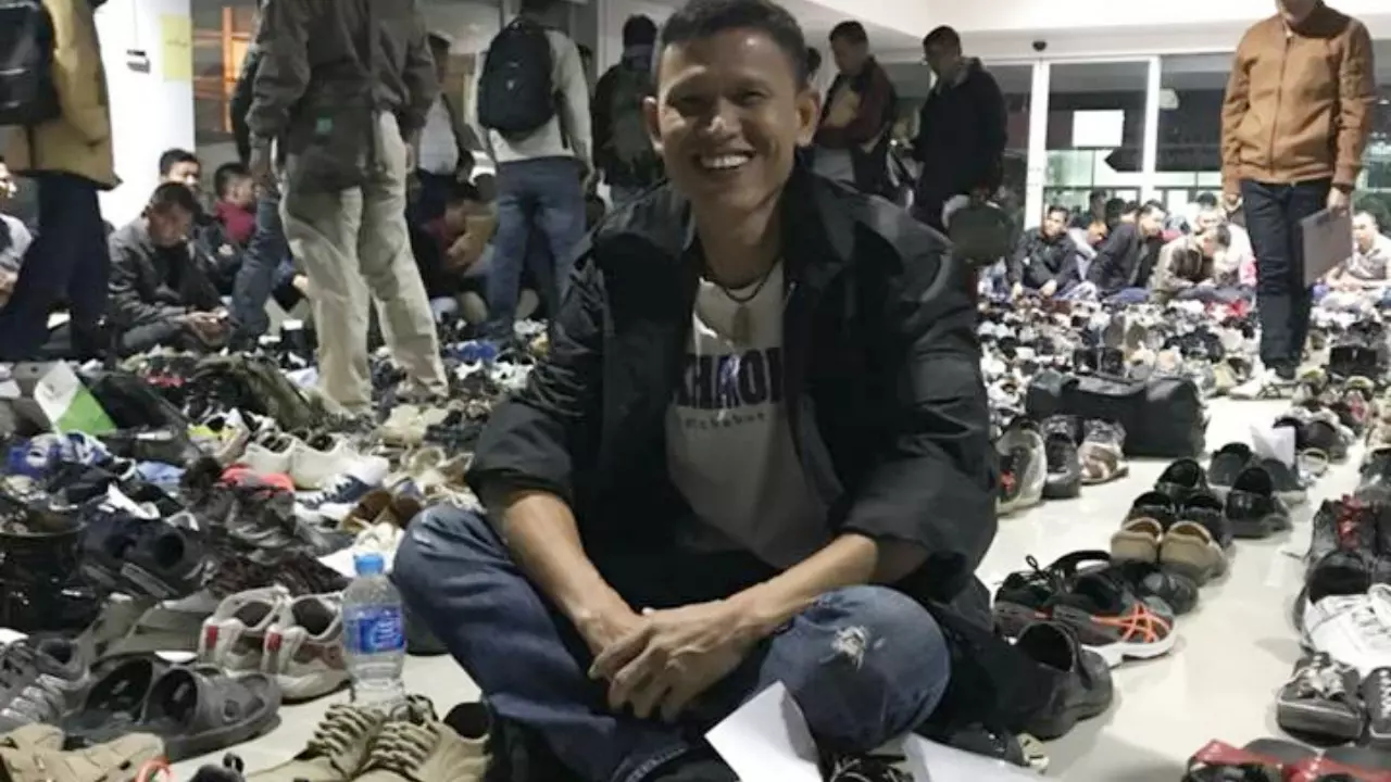 'ตำรวจชั้นผู้น้อย สมเพชตัวเอง' ควักเงินต่อแถวซื้อปืนถูก อนาถใจ รัฐฯไม่หนุน
