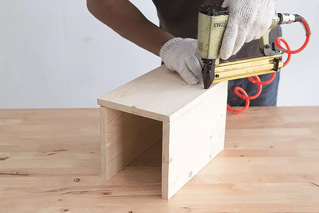 มาทำกันเถอะ! Airplane Shelf ชั้นวางของเครื่องบิน