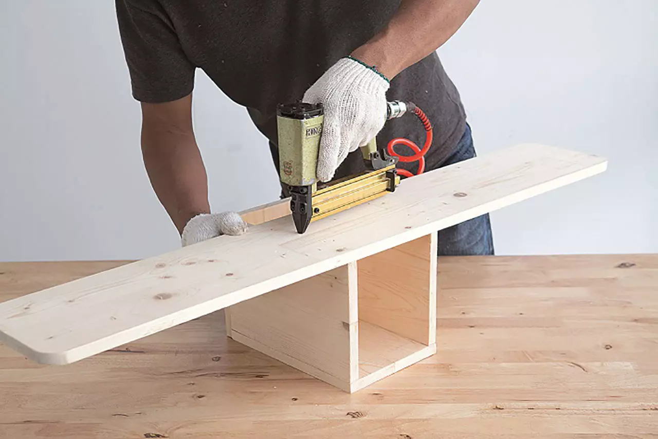 มาทำกันเถอะ! Airplane Shelf ชั้นวางของเครื่องบิน