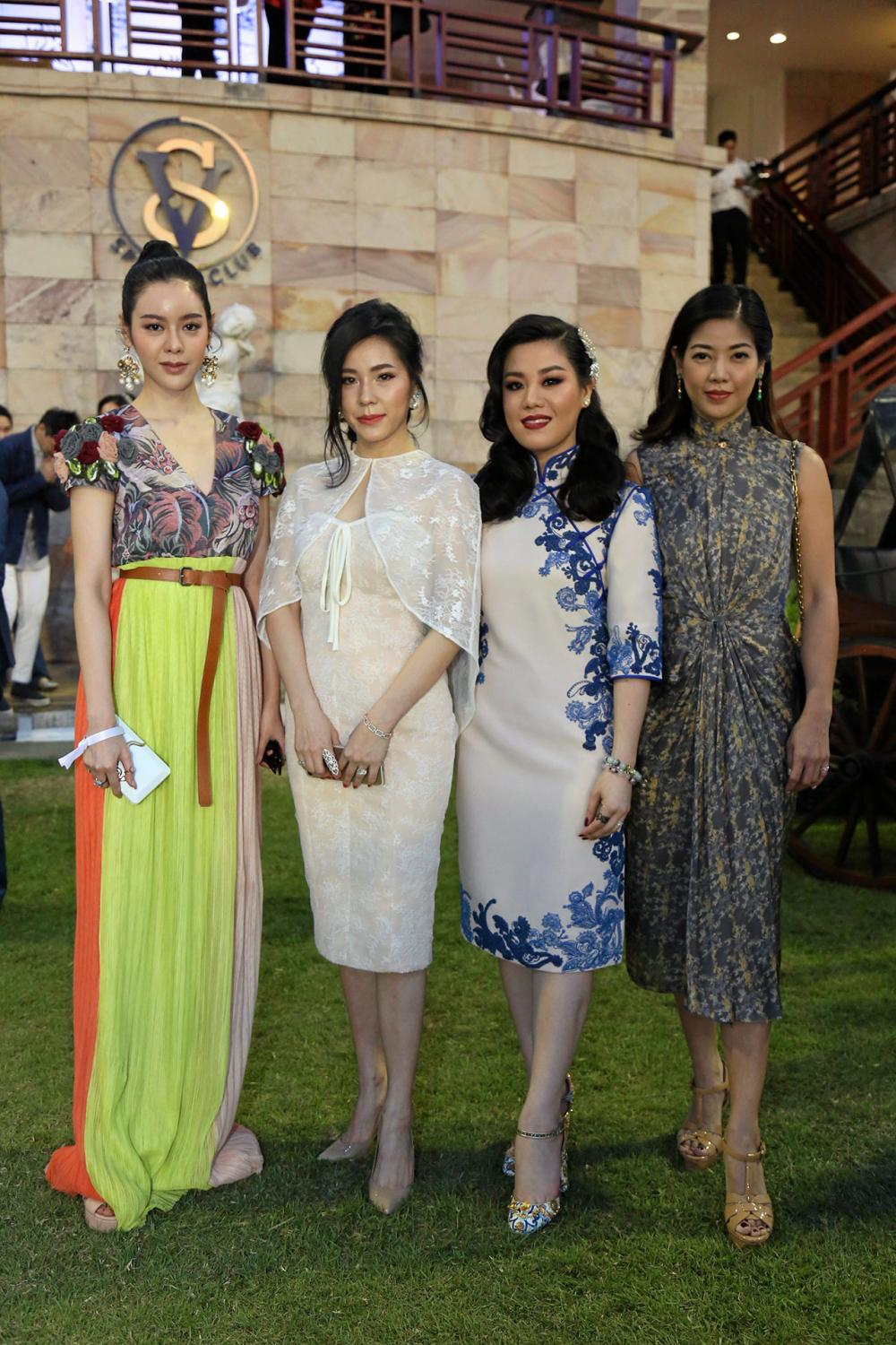 แฟนคลับขี่ม้าโปโล...ปรีชญา พงษ์-ธนานิกร, วรินทรา ฤทธิ์สกุลชัย, อรุณรุ่ง ศรีวัฒนประภา, พลอยนภัส เรืองศิริวลากุล.