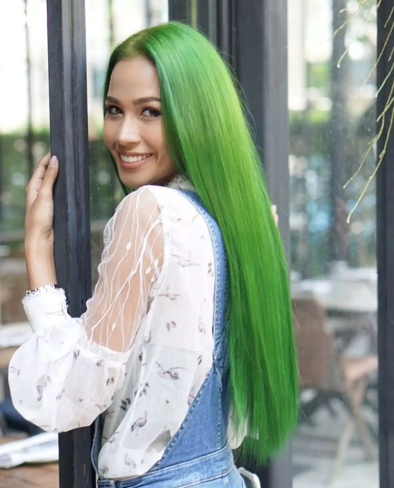 เด่นมาแต่ไกล! ส่องผมสีจี๊ดรับซัมเมอร์ แจ่มจนต้องเหลียวมอง