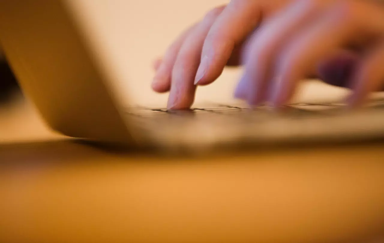 ลองเปรียบเทียบเหตุผล ทำไม Notebook PC ถึงดีกว่า MacBook