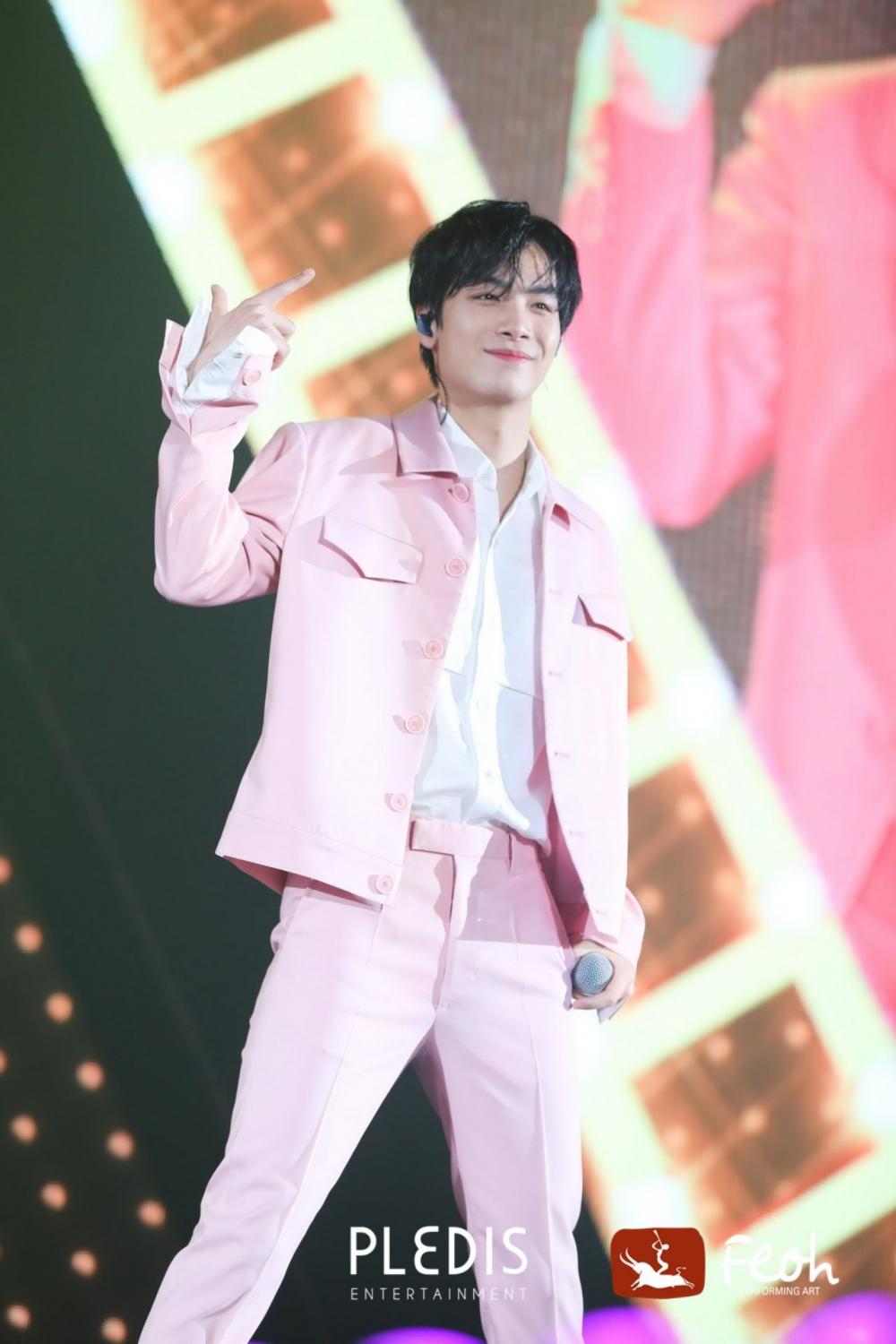 เจอาร์ (JR)