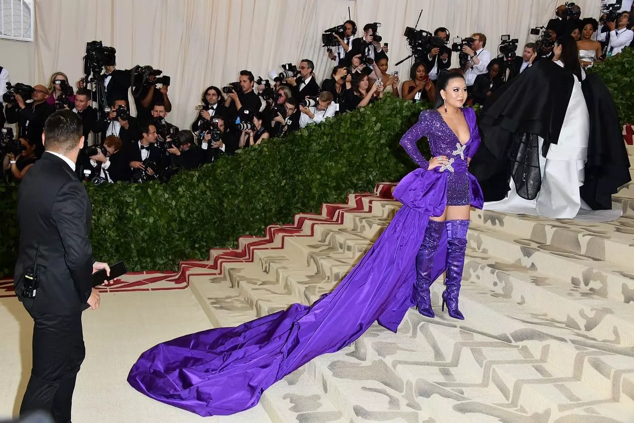 คนไทยคนแรกในงาน Met Gala  รู้จัก ป่าน ณิชาภัทร เส้นทางสายแฟชั่น 
