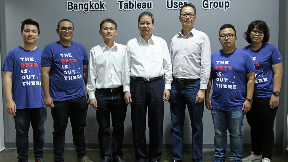 มีเครือข่าย ฮุย เวง ชอง จัดงาน “Bangkok Tableau User Group” เพื่อสร้างเครือข่ายผู้ใช้งาน Data Analyst จากองค์กรชั้นนำไทย โดยมี ศุภชัย พานิชายุนนท์, วสันต์ บุญประเสริฐ,โกเมษ จันทวิมล และ สิโรรส รุ่งดอนทราย มาร่วมงานด้วย ที่อาคารเอสซี ทาวเวอร์ วันก่อน.