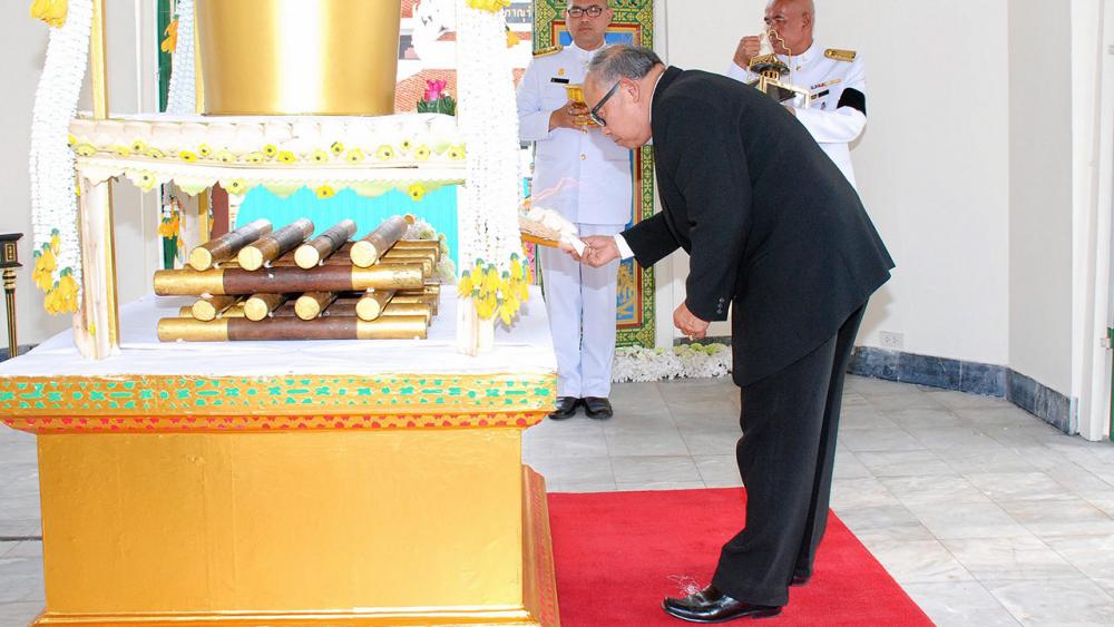 สู่สุคติ - วุฒิ มีช่วย อธิบดีศาลปกครองกลาง เป็นประธานในพิธีพระราชทานเพลิงศพ พล.ร.ต.เสถียร รังคสิริ สามี น.อ.หญิง อาภา รังคสิริ และเป็นบิดาของ ดร.จุฬาภา แจ๊คเทียนี่, ผศ.ดร.ทิพภา กร รังคสิริ และ พุทธชาติ รังคสิริ ท่ามกลางญาติมิตรมาร่วมในพิธี ที่วัดเทพศิรินทราวาส วันก่อน.