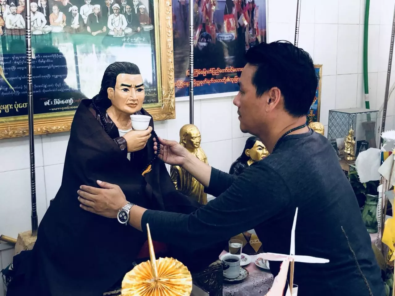 แจ๊ค-จิลล์ ขนหัวลุก! สื่อจิตจอมขมังเวทพม่า ได้ยินเสียงเรียกจากรูปปั้น