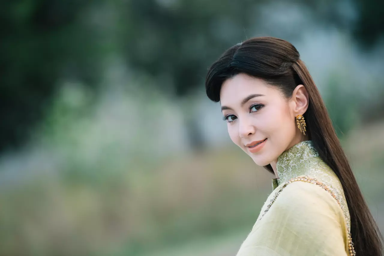 'งานเปรี้ยง แต่รัก...' ซินแสดังผ่าดวง ออเจ้า เบลล่า ทำอึ้งทั้งพระนคร