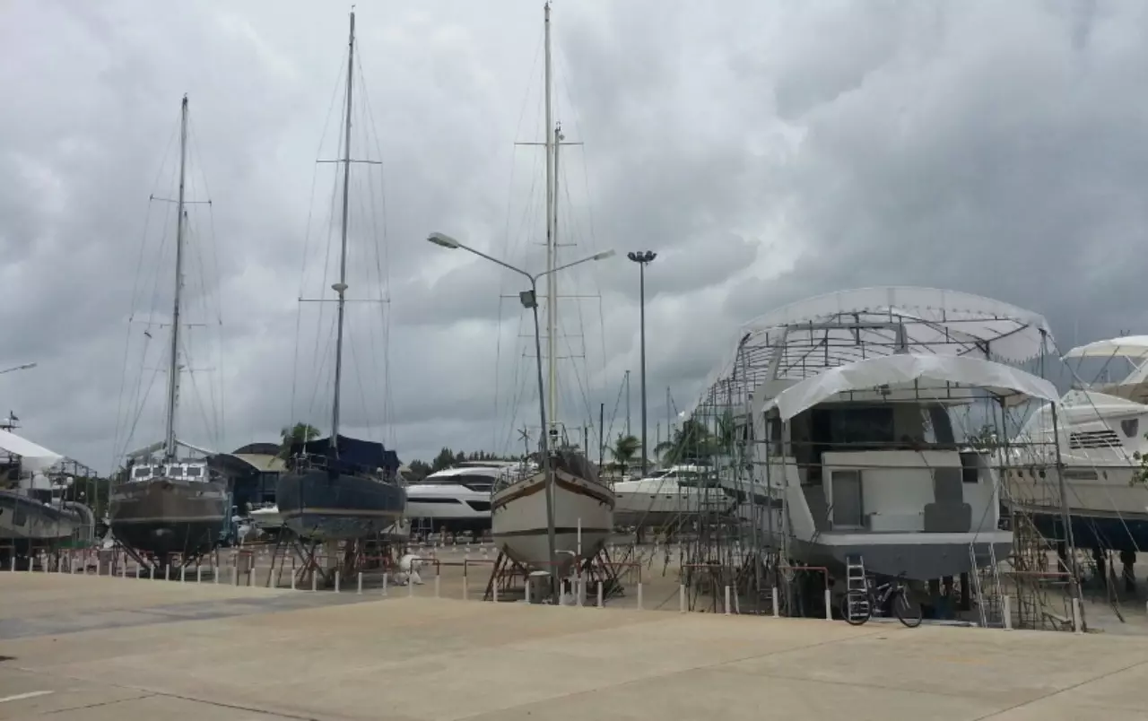 รมว.แรงงาน สั่งปั้นช่างซ่อมเรือยอร์ช รองรับเศรษฐีล่องเรือเที่ยวภูเก็ต