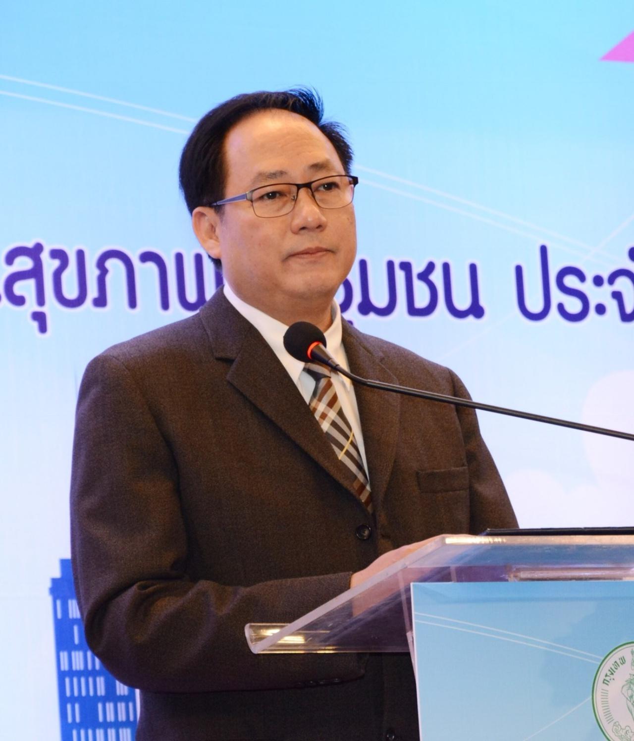นพ.ชวินทร์ ศิรินาค นักบริหารระดับสูง ผู้อำนวยการสำนักอนามัย กทม.