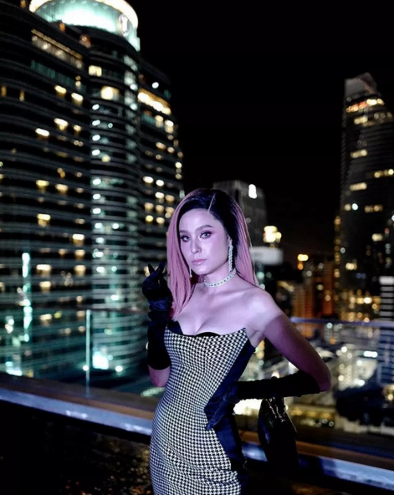 เปิดภาพแฟนใหม่ ขวัญ อุษามณี ทายาทตระกูลดัง ขึ้นแท่นว่าที่นายหญิง