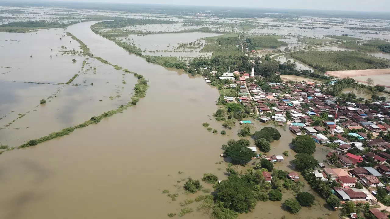 น้ำโขงวิกฤติ รอบ 10 ปี เฉียด 13 ม. ล้นตลิ่ง เกษตรเสียหายกว่าหมื่นไร่