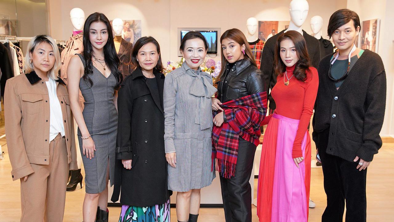 6 ก.ย.ขาย - อรอุมา ชวลิตธำรง เปิดตัว H&M STUDIO Autumn/Winter 2018 คอลเลกชันโดดเด่นสไตล์ย้อนยุคแบบเรียบง่าย พร้อมวางขายวันที่ 6 ก.ย.นี้ โดยมี นงลักษณ์ จิตต์เจนการ, มรุวุตม์ บูรณศิลปิน และ มนัสนันท์ รัตนวรรณ์ มาร่วมงานด้วย ที่ H&M โชว์รูม เซ็นทรัลเวิลด์ วันก่อน.