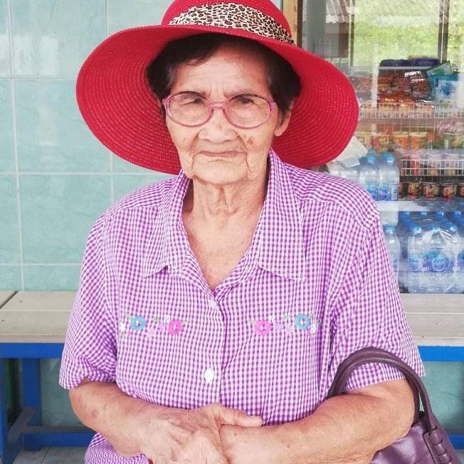 คุณแม่ของพชร์ อานนท์
