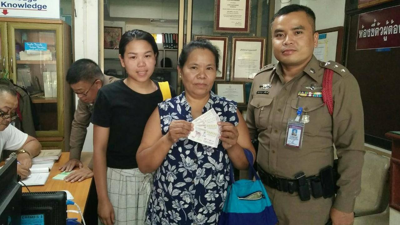 'สาวไทใหญ่' รับโชคจากหลวงพ่อทันใจ