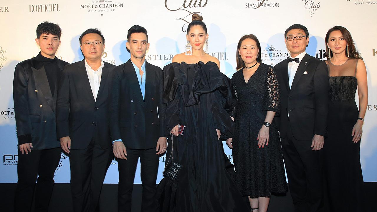 โชว์แฟชั่น อาลี ซีอานี และ อารยา เอ ฮาร์เก็ต จัดงาน The Pop Couture Club แฟชั่นโชว์
กูตูร์ระดับโลกจากแบรนด์ดังแฟชั่นสไลต์หรู โดยมี ธีระทัศน์ รังสิวรโรจน์, ทัตสึกิ นากา
โอะ, วริศรา ไพรสานฑ์กุล และ ชนิสา แก้วเรือน มาร่วมงานด้วย ที่สยามพารากอน วันก่อน.