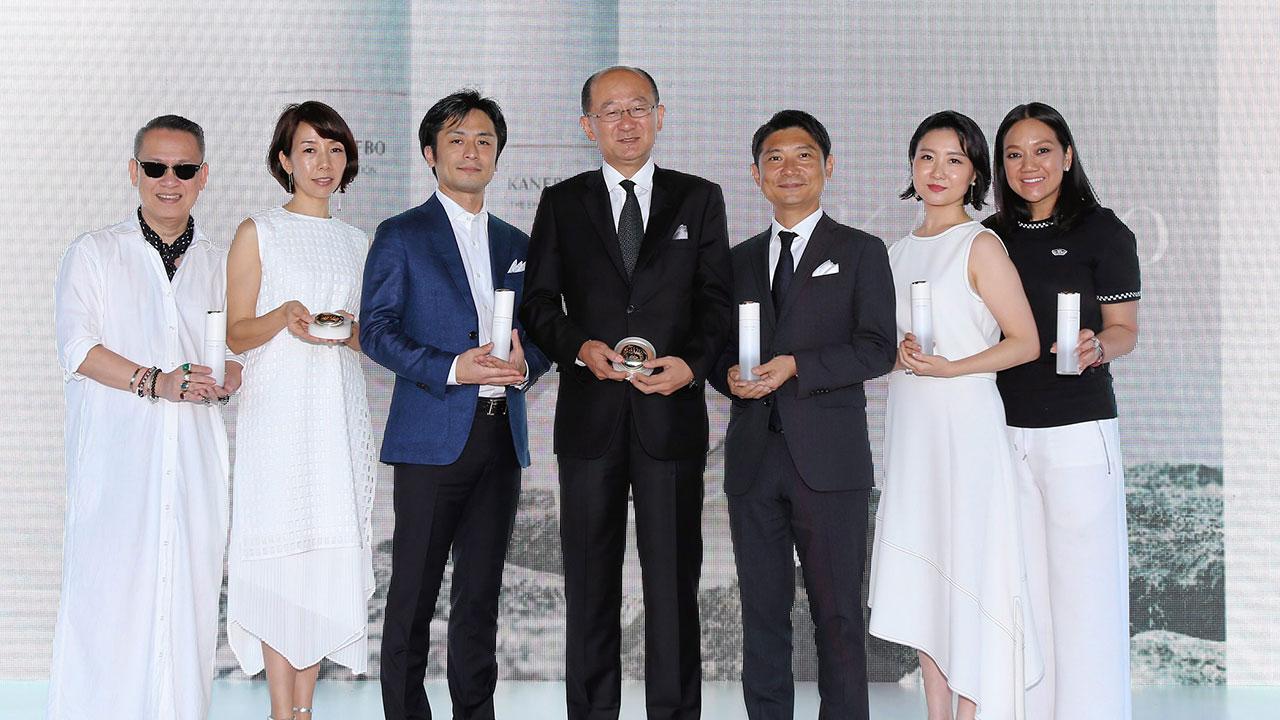 ผิวสวย มาซาทากะ อิมูระ และ โยชิฮิเดะ โฮริ เปิดตัว KANEBO THE EXCEPTIONAL ผลิตภัณฑ์บำรุงผิวต่อต้านริ้วรอยแห่งวัยสู่ความกระจ่างใสสมบูรณ์แบบ โดยมี สมบัษร ถิระสาโรช, ชิโฮ มิซุโนะ และ ปรียามล ธนวิสุทธิ์ มาร่วมงานด้วย ที่โรงแรมเคป ดารา รีสอร์ท พัทยา วันก่อน.