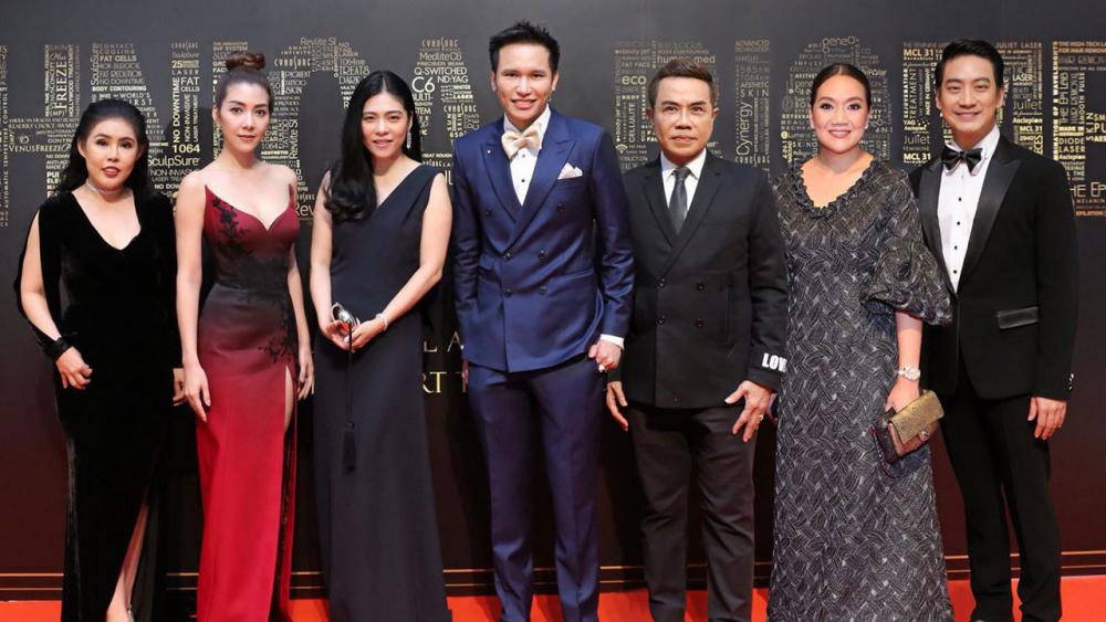 สุดยอด วรุตม์ สุทธินันท์ จัดงานแนะนำ Inspirational Global Aesthetic And State of Art Technologies เพื่อแนะนำเทคโนโลยีความงามระดับโลก โดยมี ม.ร.ว.โสรัจจ์ วิสุทธิ,ปรียามล ธนวิสุทธิ์ และ พอฤทัย ณรงค์เดช มาร่วมงานด้วย ที่โรงแรมพาร์ค ไฮแอท วันก่อน.