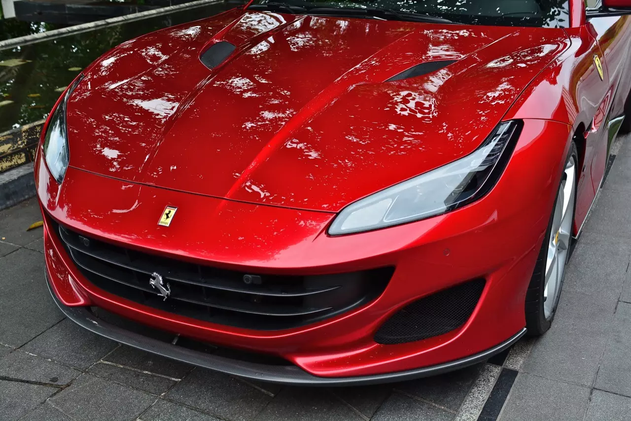 ลองของหรู รีวิวซุปเปอร์คาร์เปิดประทุน Ferrari Portofino