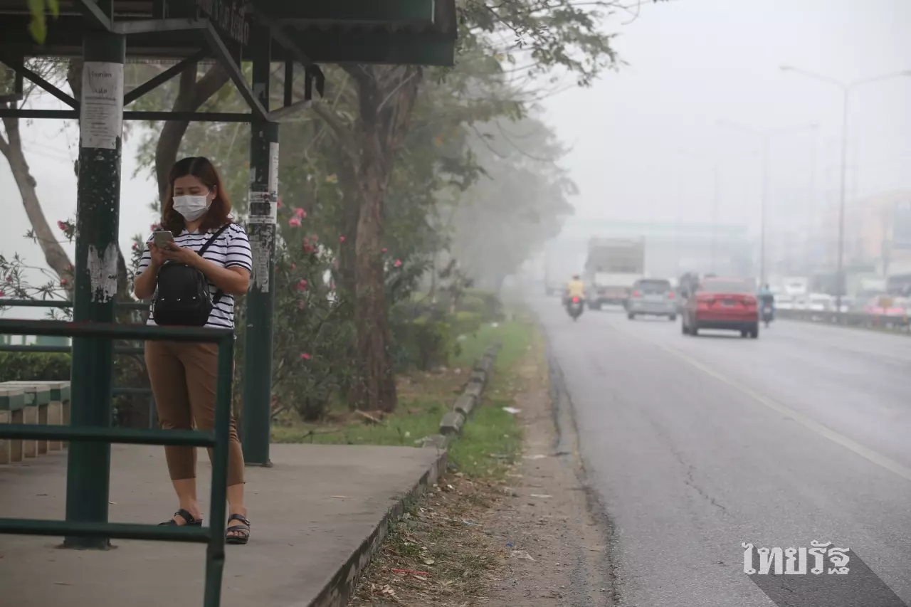 ตกมาตรฐานโลก ผ่านมาตรฐานไทย! สุดมึน ไฉนค่าวัดฝุ่นละออง PM2.5 ไม่เท่ากัน?
