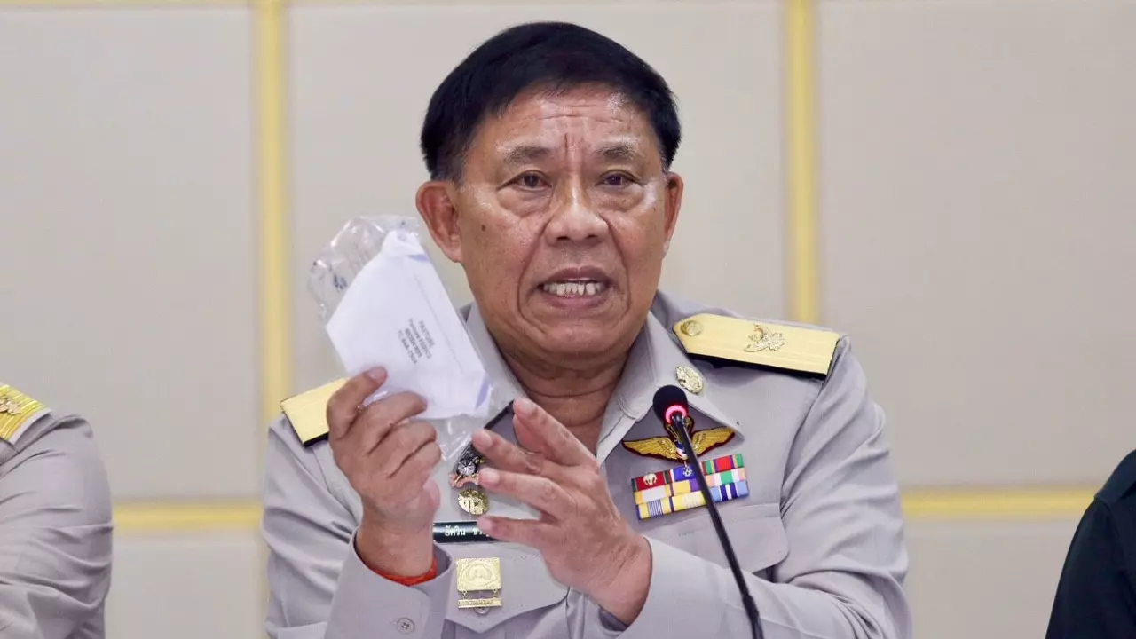 จ่าพิชิต ซัดแผนฉีดน้ำลดฝุ่นพิษ PM2.5 ไม่เข้าท่า ซ้ำยังสิ้นเปลือง