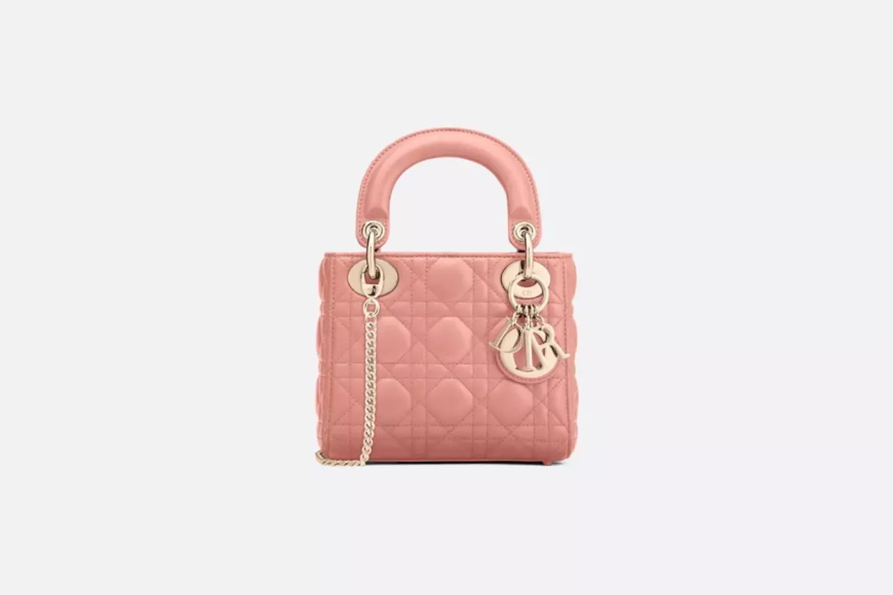 รวม "กระเป๋าแบรนด์เนม" สุดคลาสสิก "Chanel Hermes" ควรค่าแก่การลงทุน