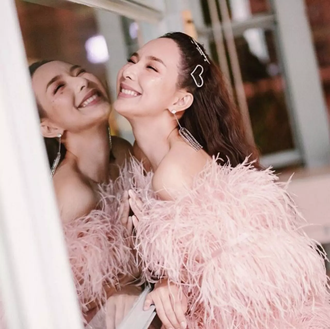 ส่อง 5 ไอเดียสายหวาน แฟชั่นโทน "สีชมพู" แมตช์แล้วปังรับวาเลนไทน์