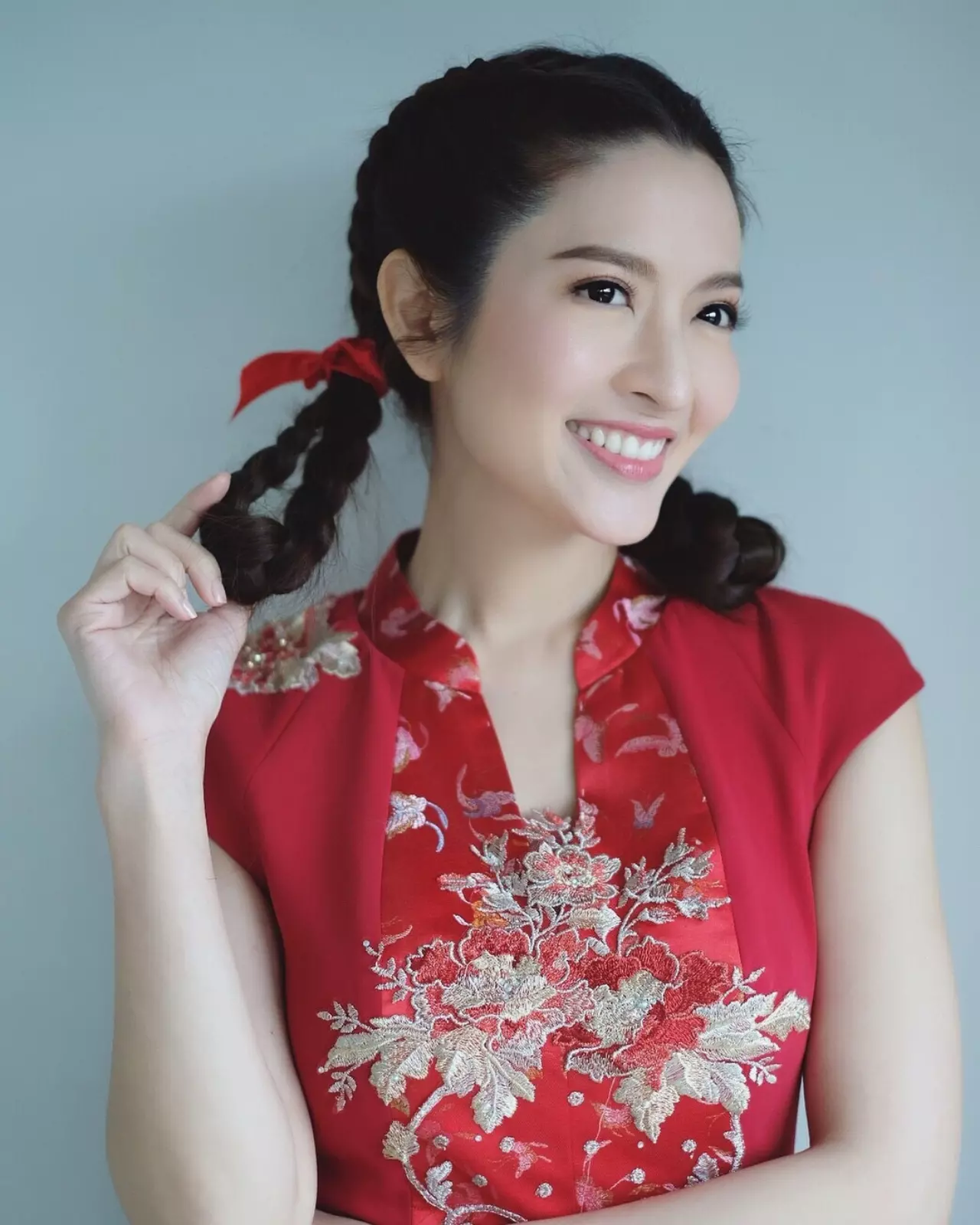 5 "ทรงผม" ลดอายุ "แอฟ ทักษอร" สวยกระชากวัย เด็กมากแม่!! 