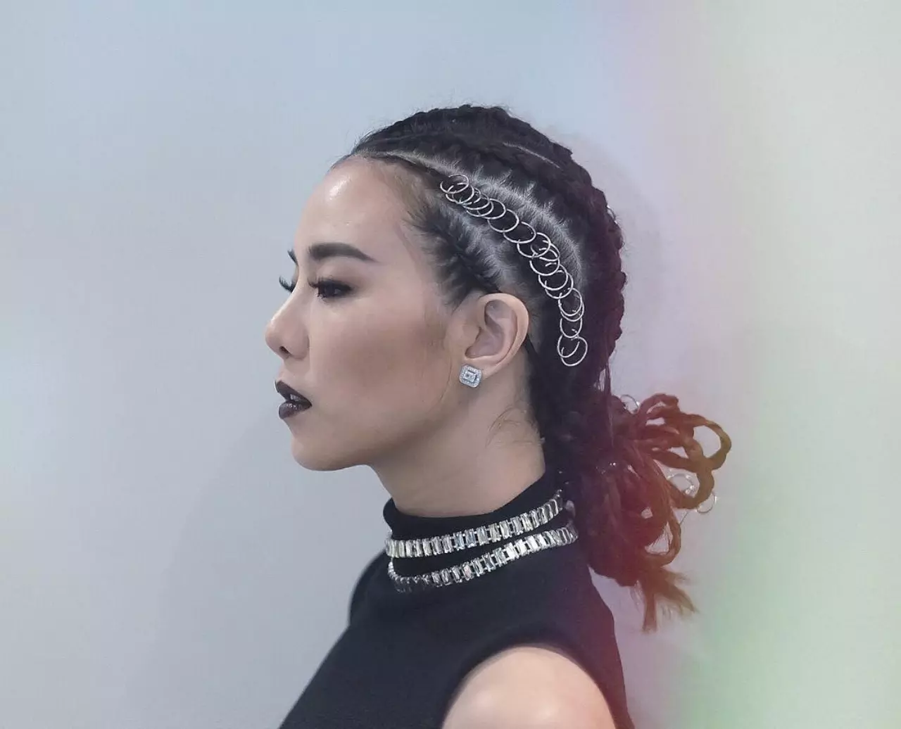 ที่มา "เปียคอร์นโรล" แฟชั่น "ทรงผม" สุดฮิต มันคืออะไร?