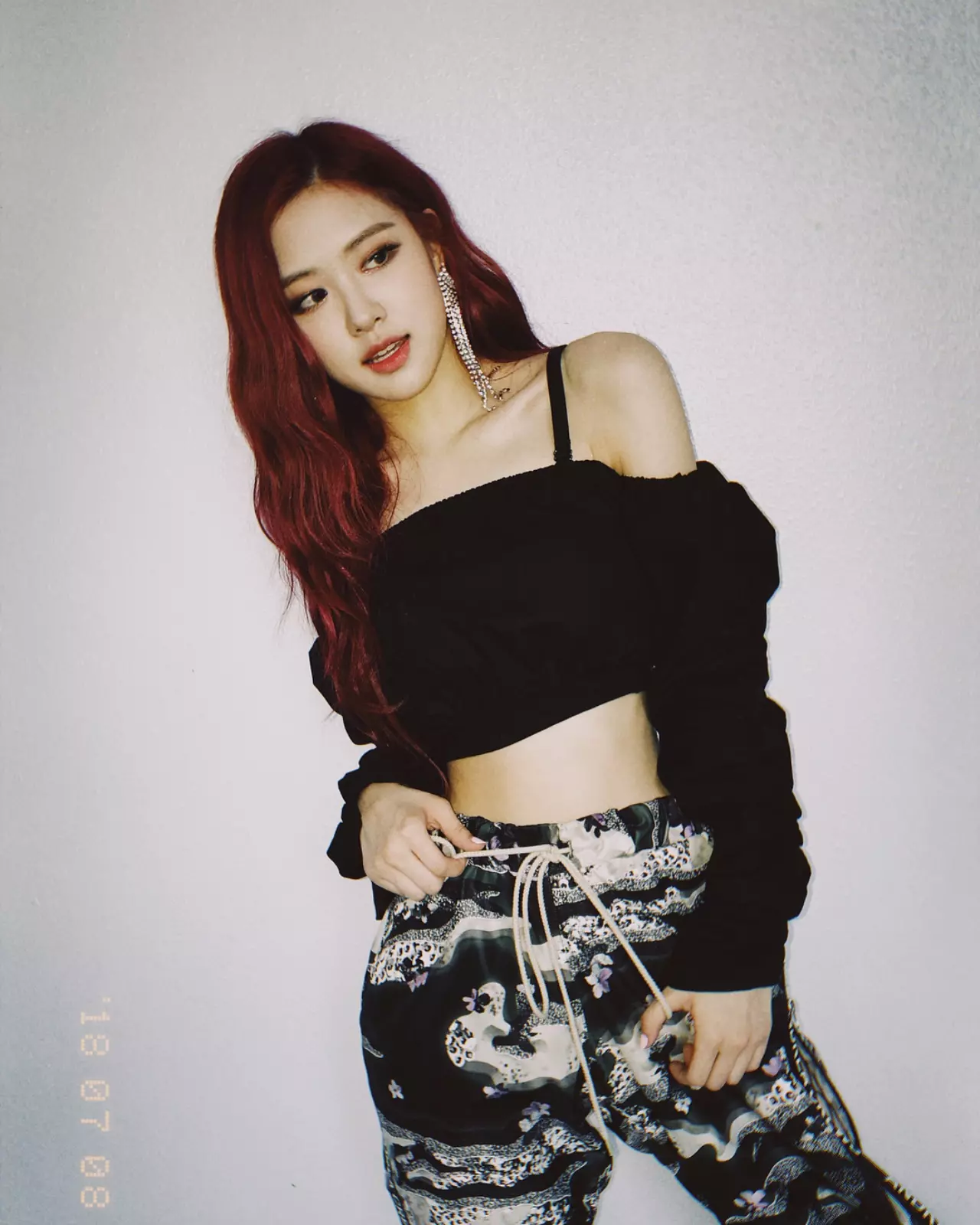 เคล็ดลับ "เอวมด" ร่างบางแบบ "โรเซ่ BLACKPINK" ฉบับทำได้จริง!