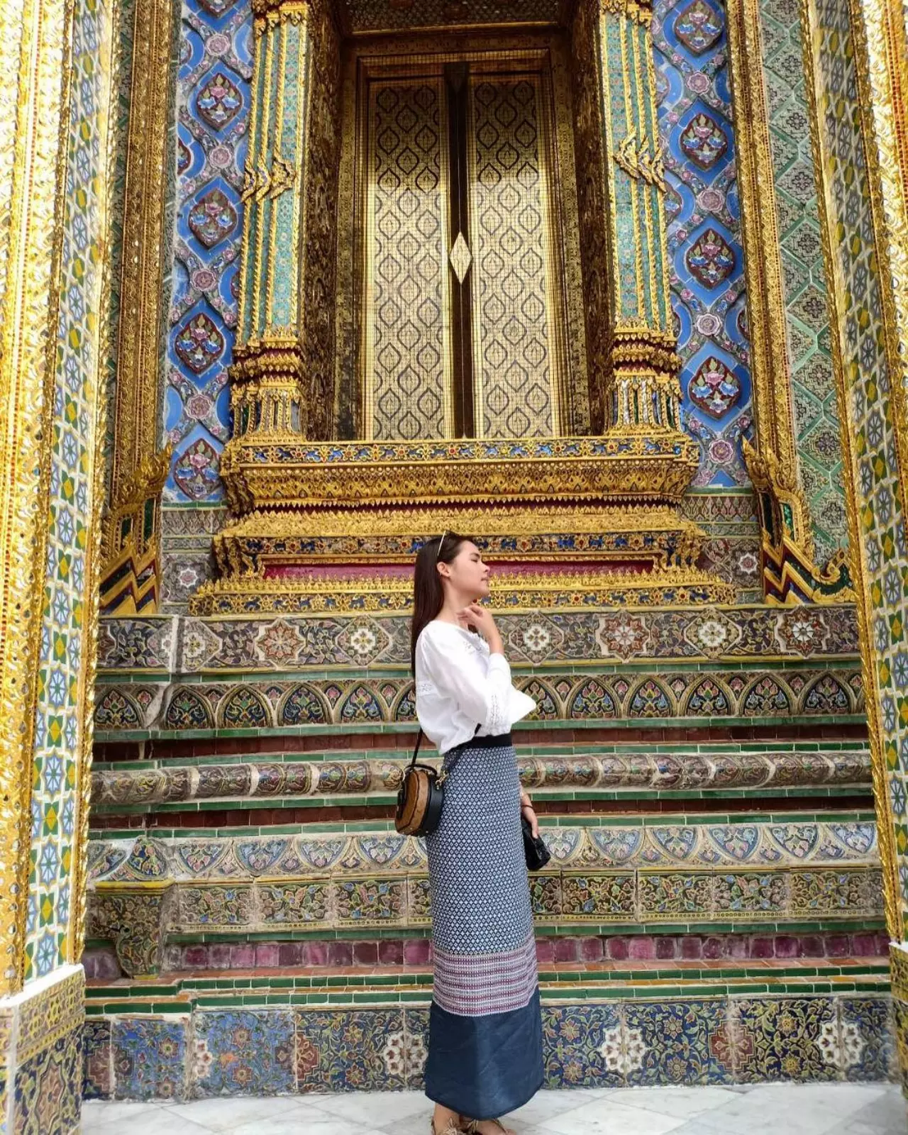 ไอเดียแต่ง "ชุดขาว" ไปวัด สวยสง่าสไตล์ "ผู้หญิง" ท็อประดับประเทศ!