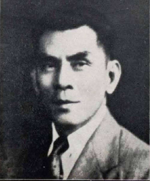 ถวัลย์ ธำรงนาวาสวัสดิ์