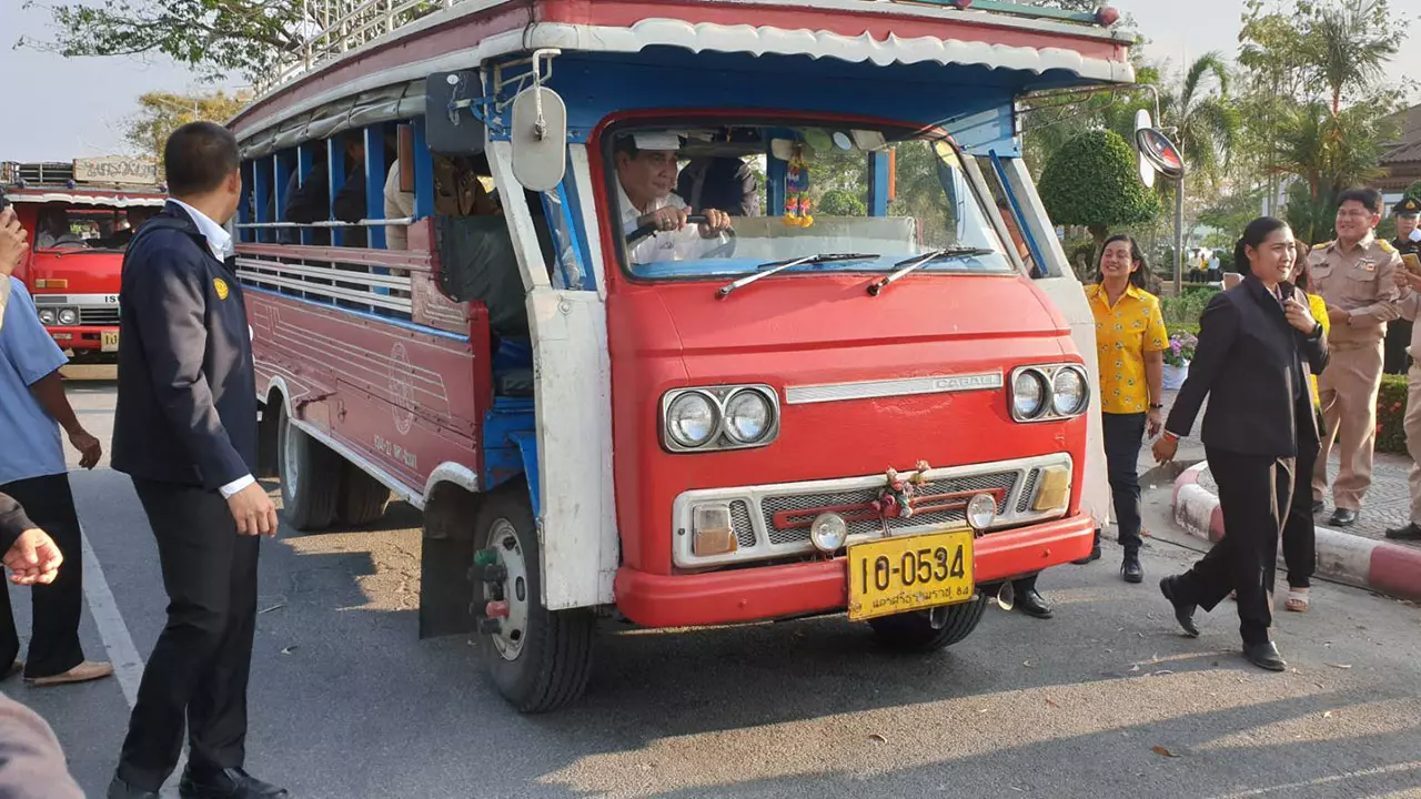 รวม"หวยดัง" ทั่วไทย "เลือกตั้ง62-ทะเบียนรถนายกฯ" เลขเด็ด มาแรงหมดแผงเกลี้ยง!