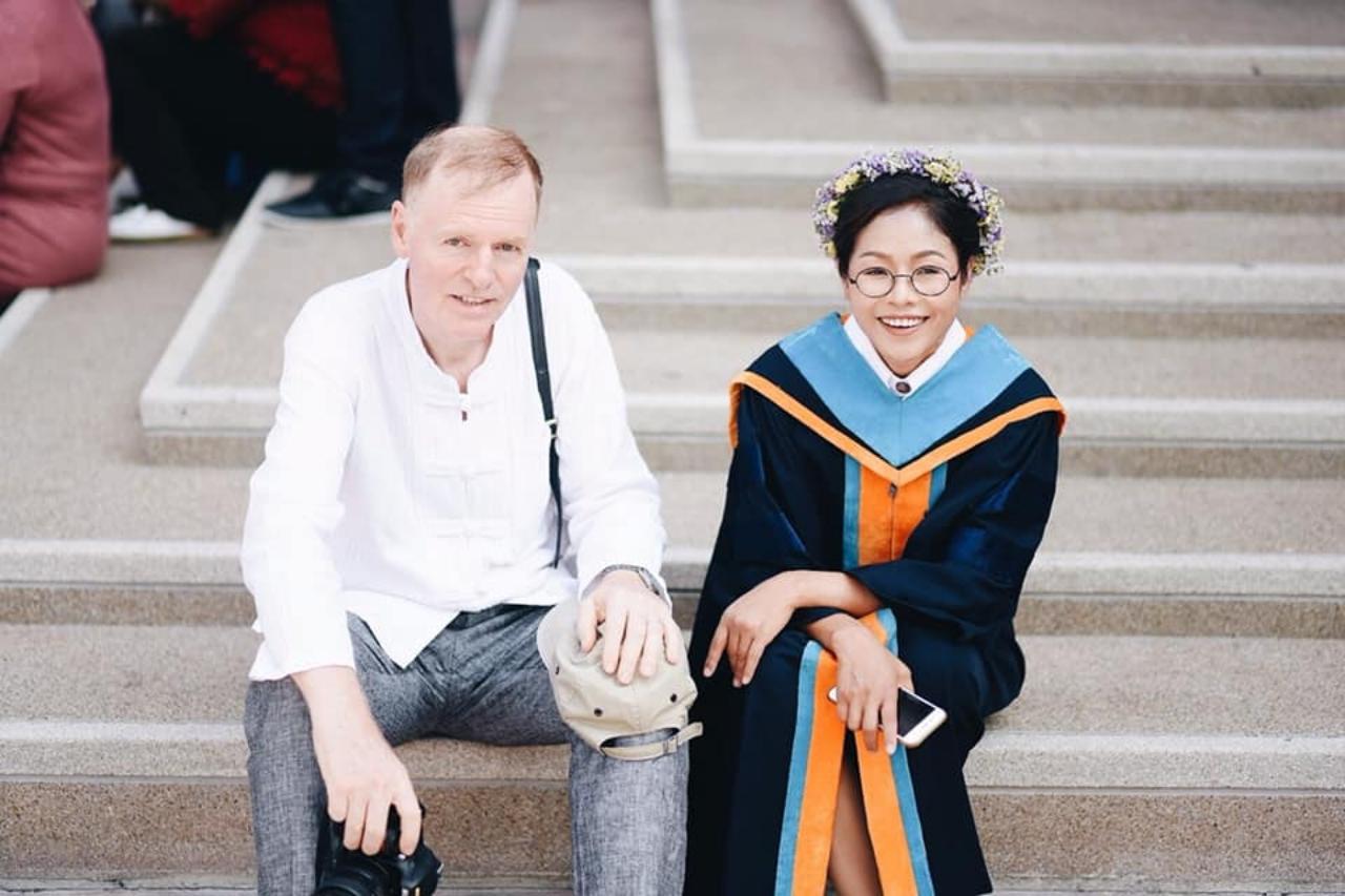 จันทร์ฉาย ทองมนต์ กับสามี Philippe Hebert