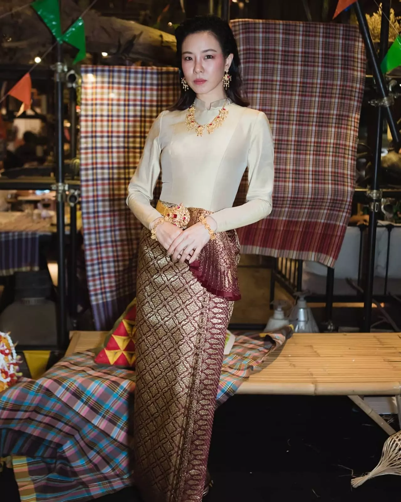 ชุดไทยต้องฟีเว่อร์! "แฟชั่น" รับสงกรานต์ 62 สไตล์ "ชมพู่-ดิว-คริส-พิมพ์"