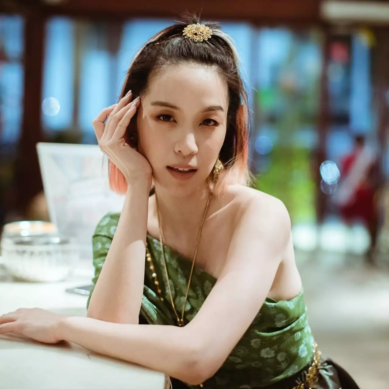 ชุดไทยต้องฟีเว่อร์! "แฟชั่น" รับสงกรานต์ 62 สไตล์ "ชมพู่-ดิว-คริส-พิมพ์"
