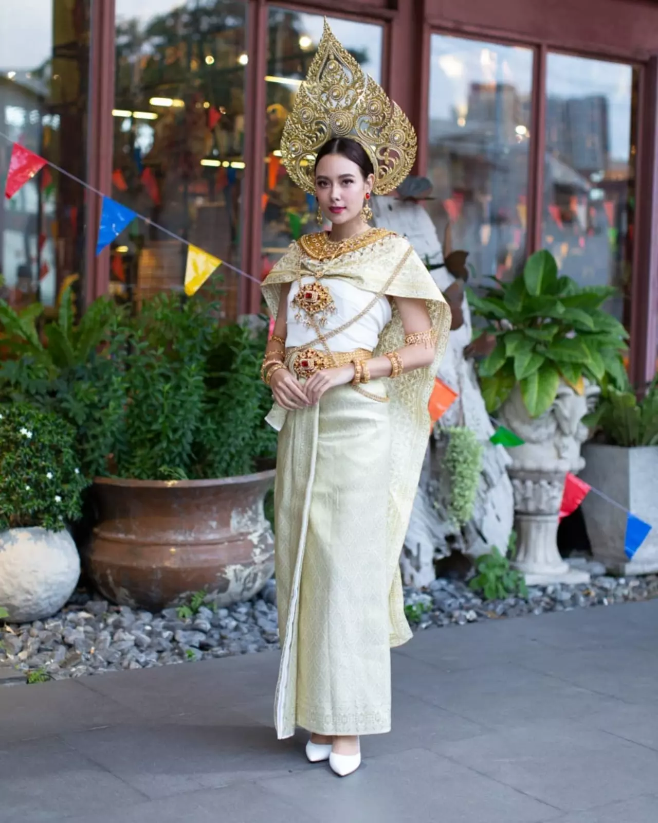 ชุดไทยต้องฟีเว่อร์! "แฟชั่น" รับสงกรานต์ 62 สไตล์ "ชมพู่-ดิว-คริส-พิมพ์"