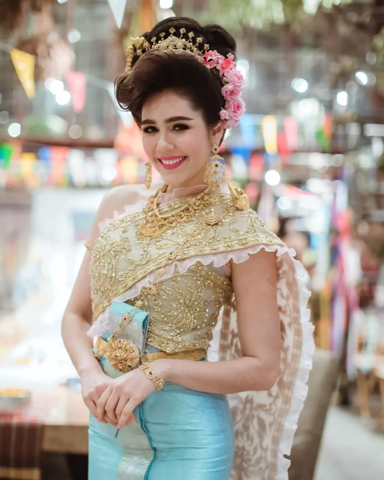 ชุดไทยต้องฟีเว่อร์! "แฟชั่น" รับสงกรานต์ 62 สไตล์ "ชมพู่-ดิว-คริส-พิมพ์"
