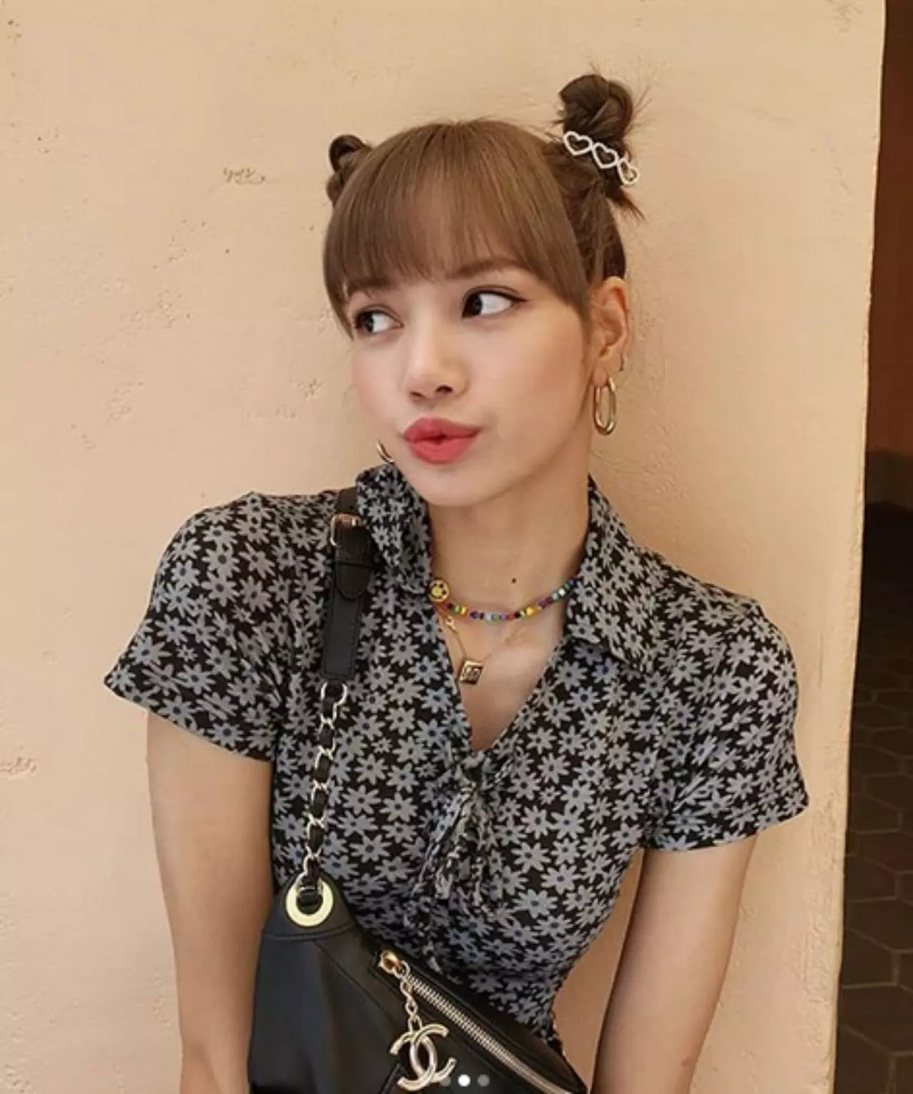 "ทรงผม" หน้าม้า "ลิซ่า แบล็กพิงก์" How To ล็อกผมยังไงไม่ให้กระดิก! 