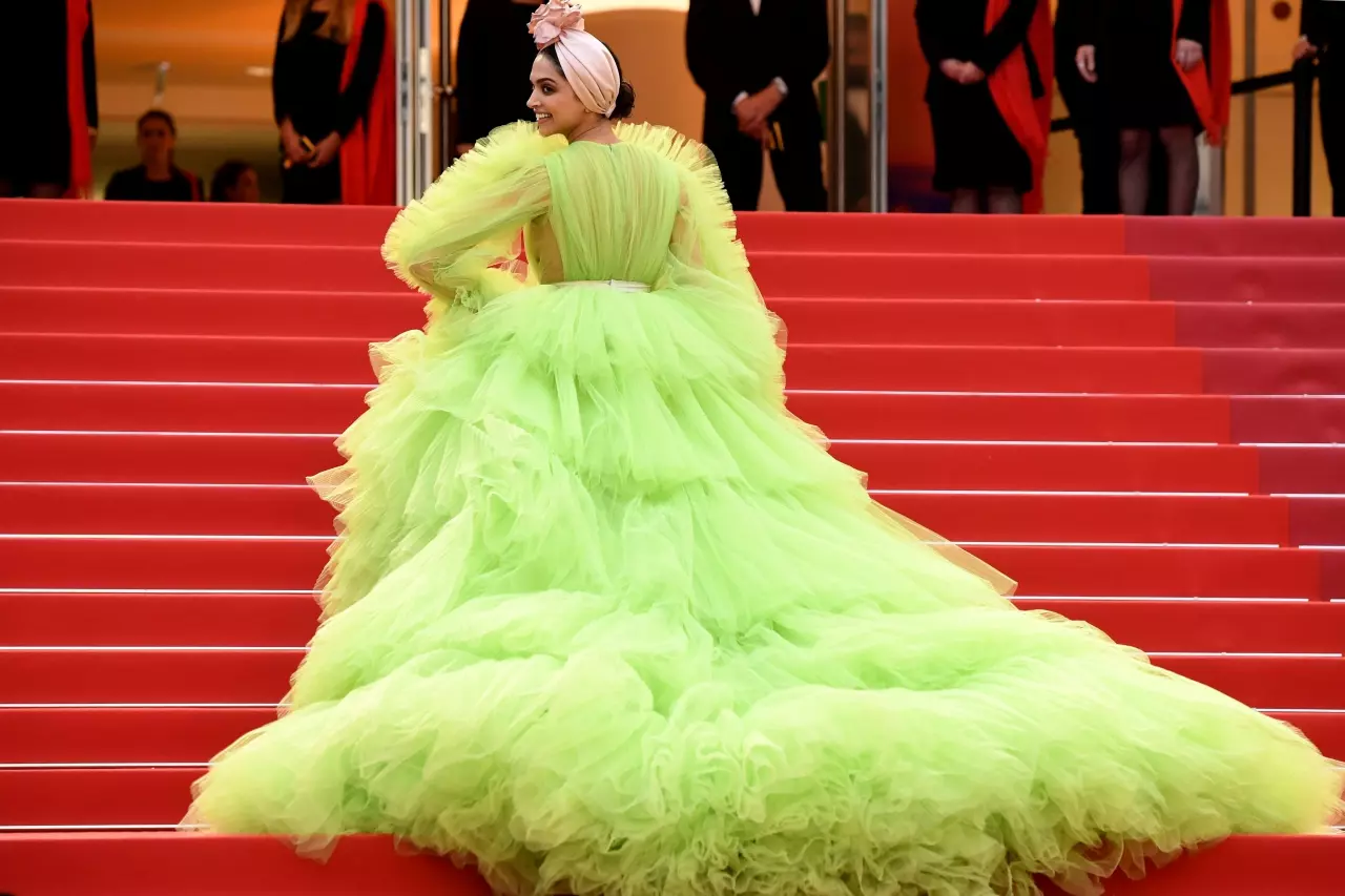 เทรนด์ "แฟชั่น" บนพรมแดงสุดอลัง "Cannes 2019" งานนี้ต้องเล่นใหญ่