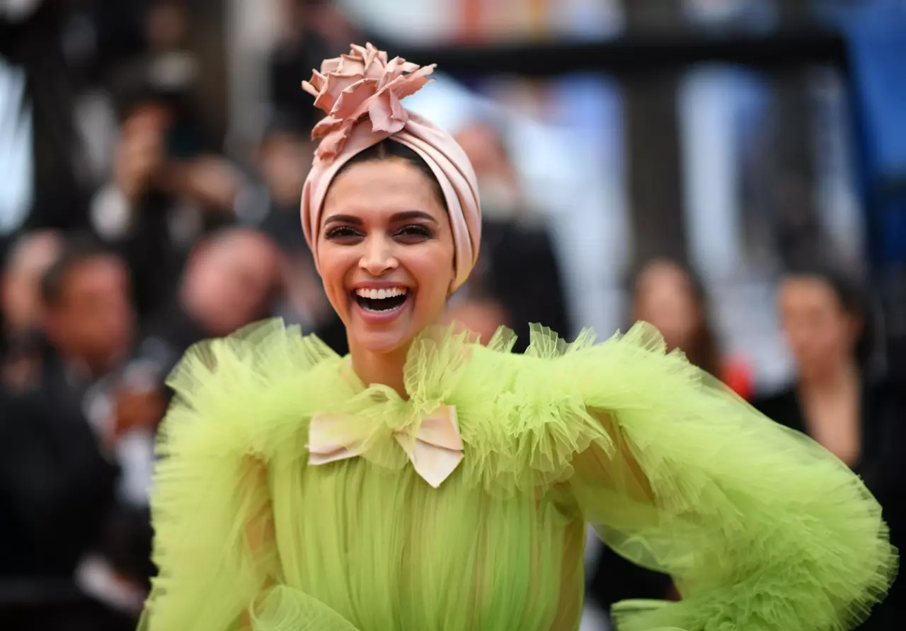 เทรนด์ "แฟชั่น" บนพรมแดงสุดอลัง "Cannes 2019" งานนี้ต้องเล่นใหญ่
